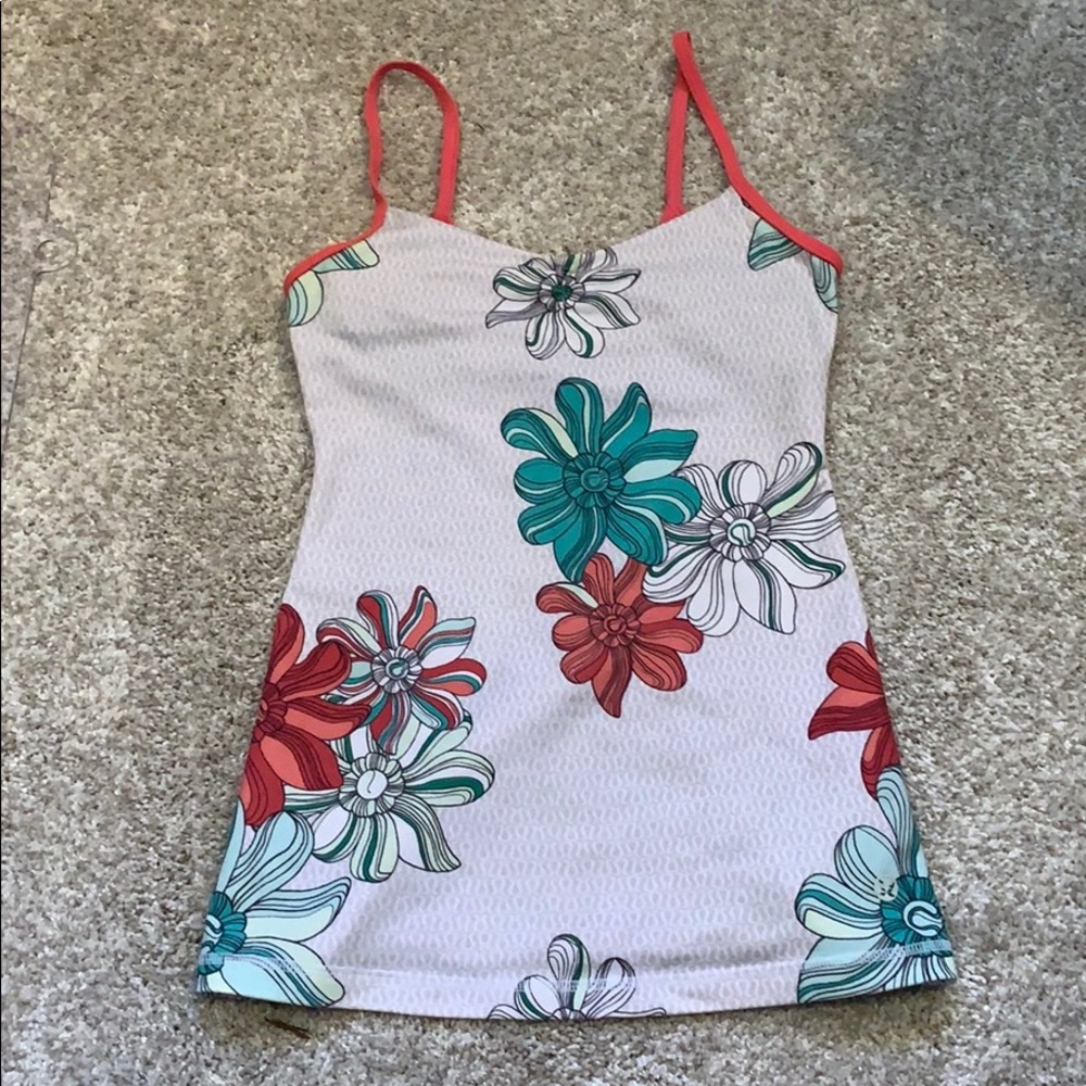 Lululemon tank- sz 2
